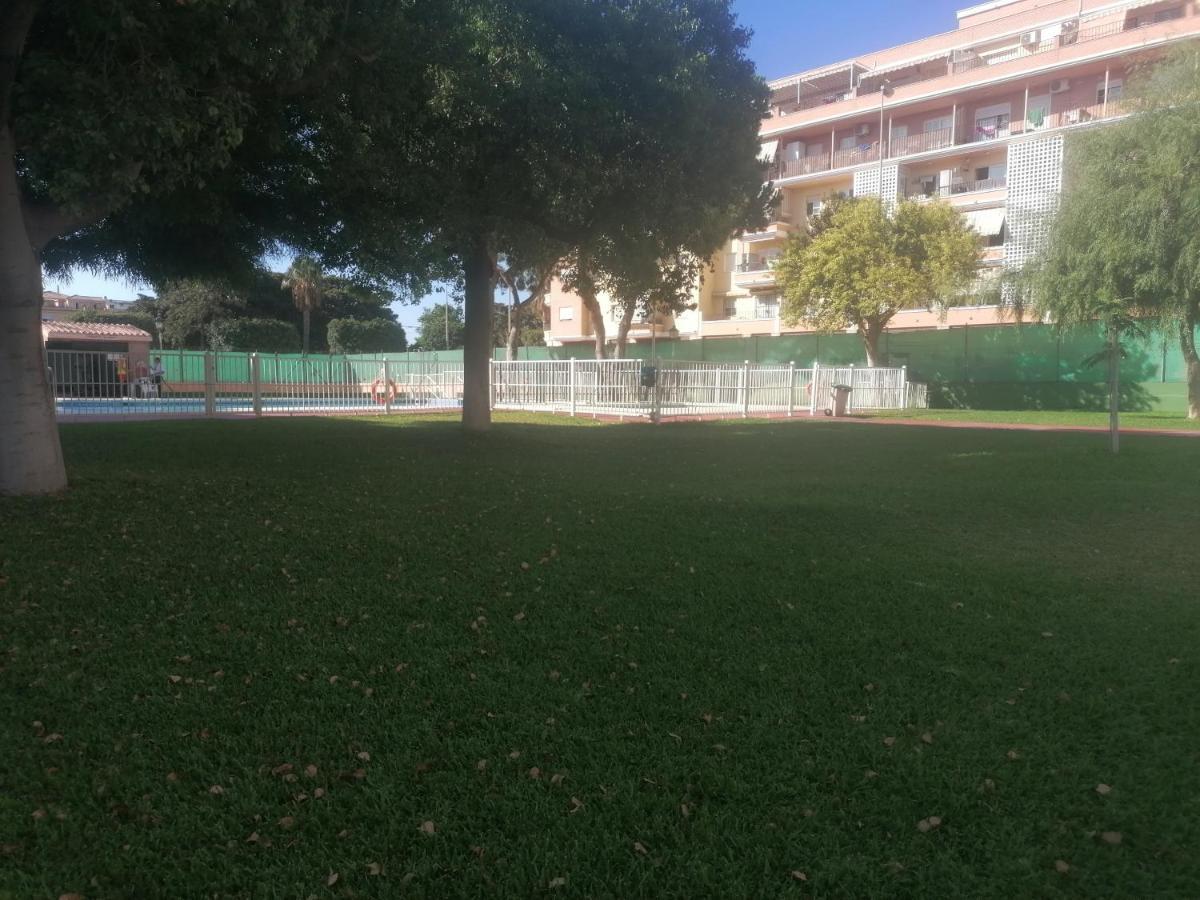 Apartment Piso Familiar Con Piscina Y Aparcamiento En - Edificio Ronda I Torre Del Mar